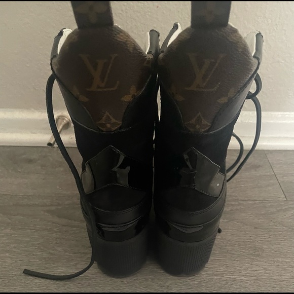 Like new worn once, these are my favorite! - Picture 8 of 11